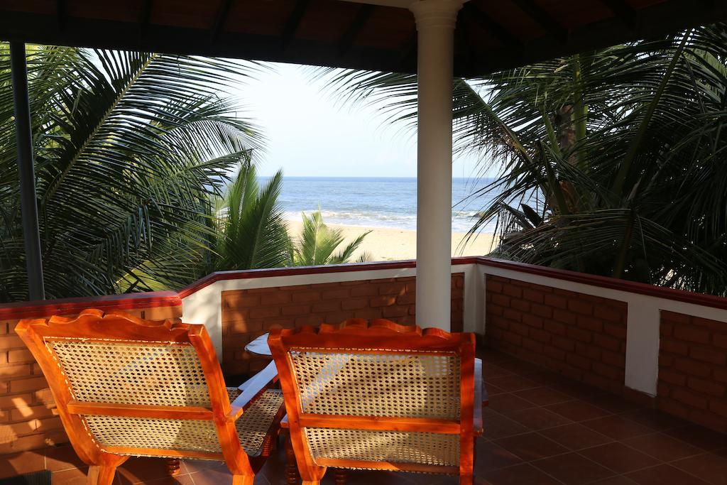 Lonely Beach Resort Tangalle Zimmer foto
